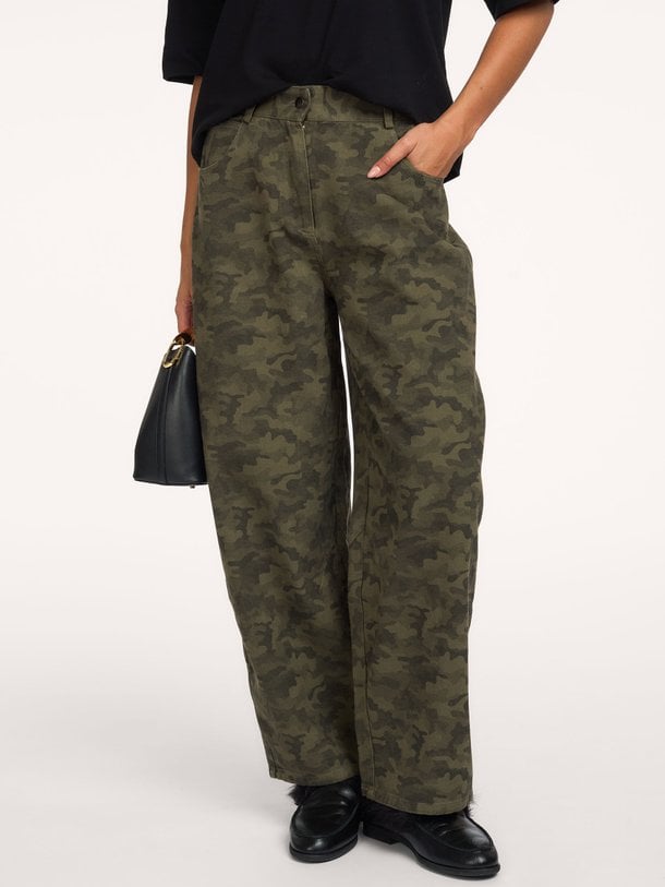 Haven, high waist barrel fit jeans