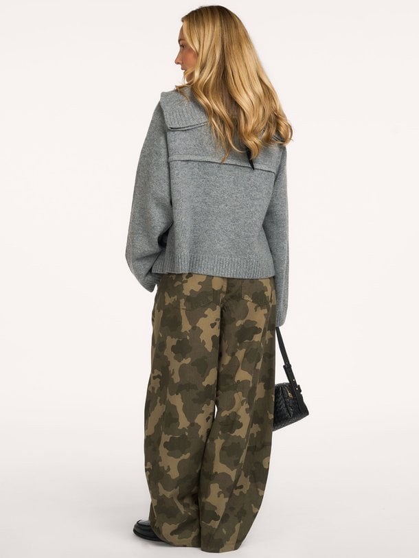 Pant Camouflage MWFro Fro, high waist barrel fit jeans