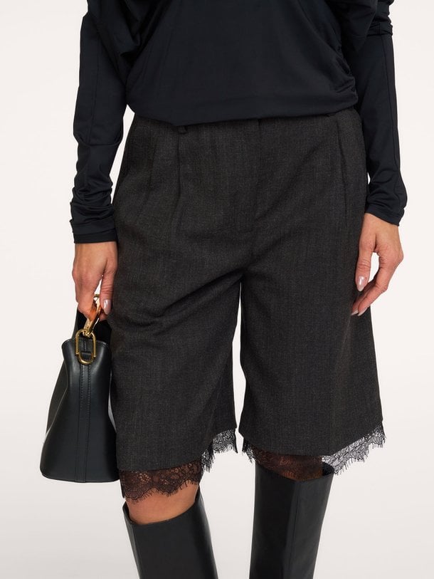 LACIASW BERMUDA SUITING SHORTS Lacia, viscosemix bermuda