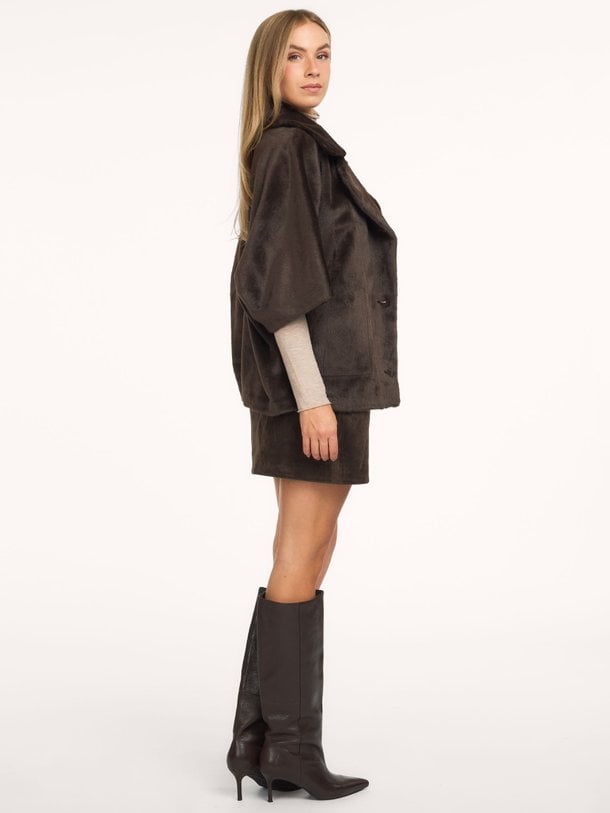 02-009089-610 Fake fur reversible jas