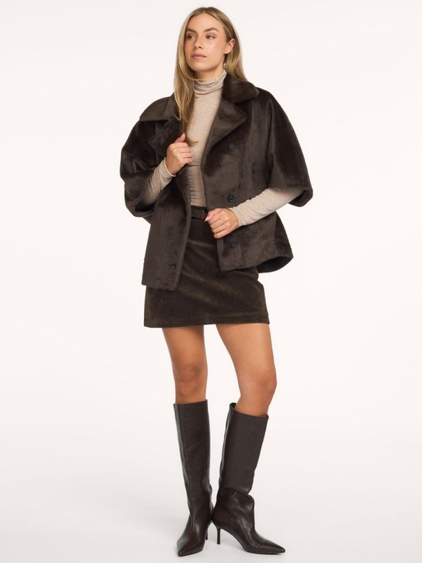 02-009089-610 Fake fur reversible jas