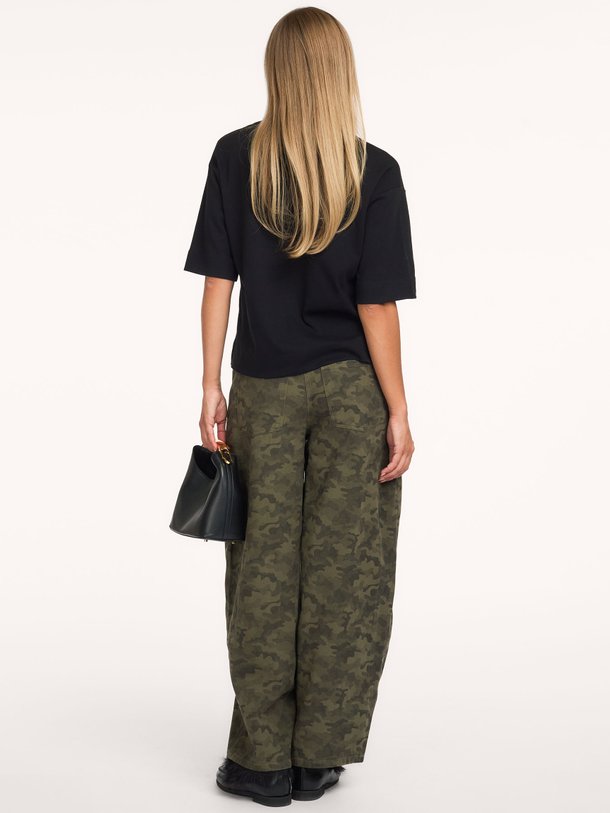 CMMUSE-TEE Muse, organic cotton T-shirt met applicaties