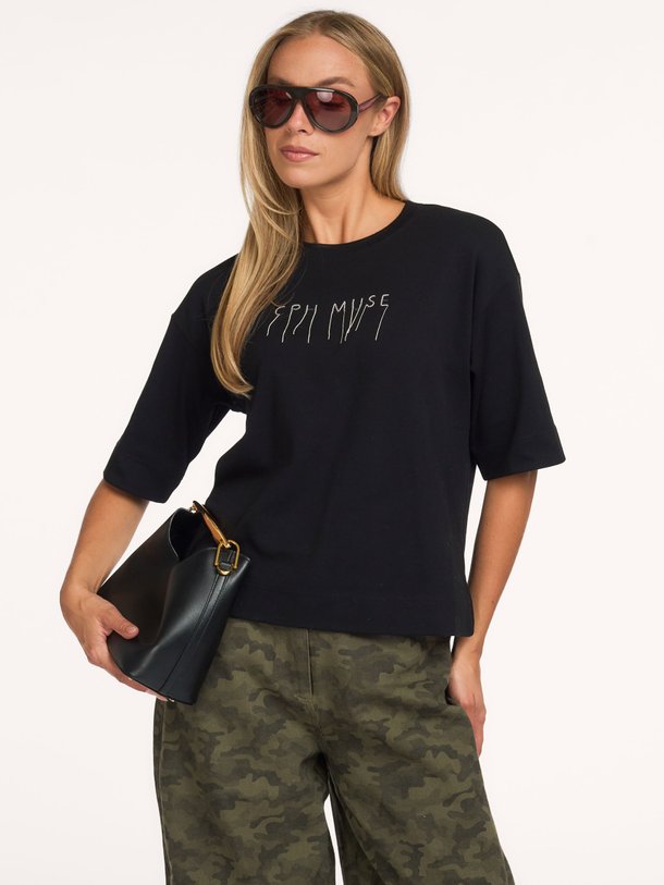 CMMUSE-TEE Muse, organic cotton T-shirt met applicaties