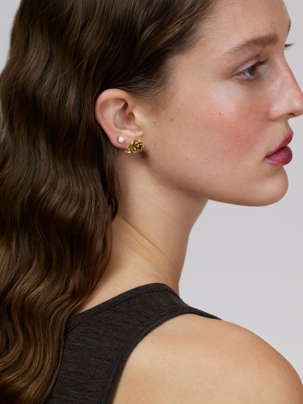 Rose stud earrings vergulde oorstekers