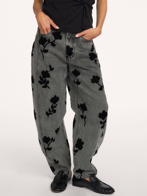 Lawrissa Denim Barrel Jeans Lawrissa, high waist barrel fit jeans