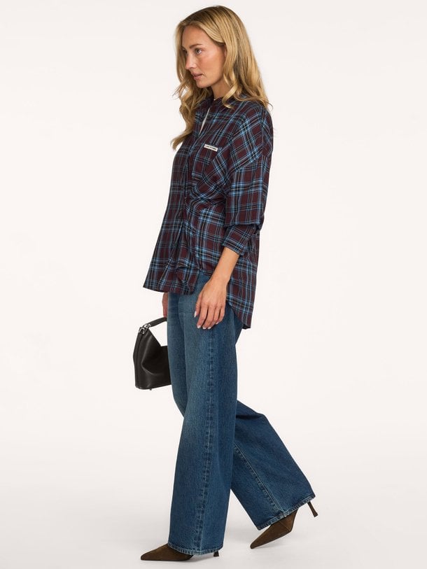 The Bow, high waist barrel fit jeans